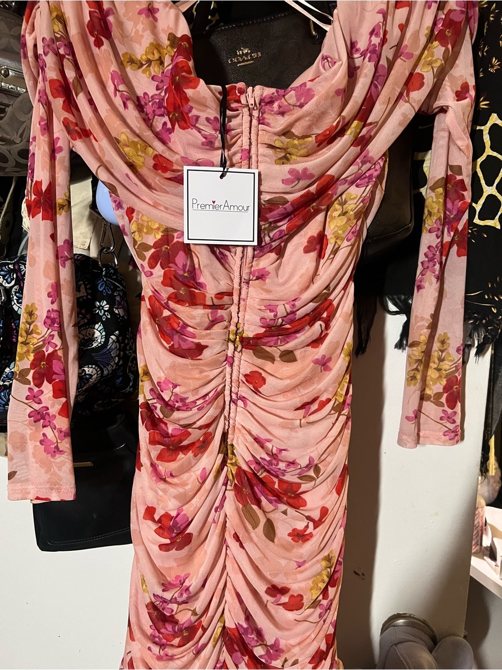 Premier Amour Pink Floral Ruched Long Sleeve Dress. Size 12/L/XL